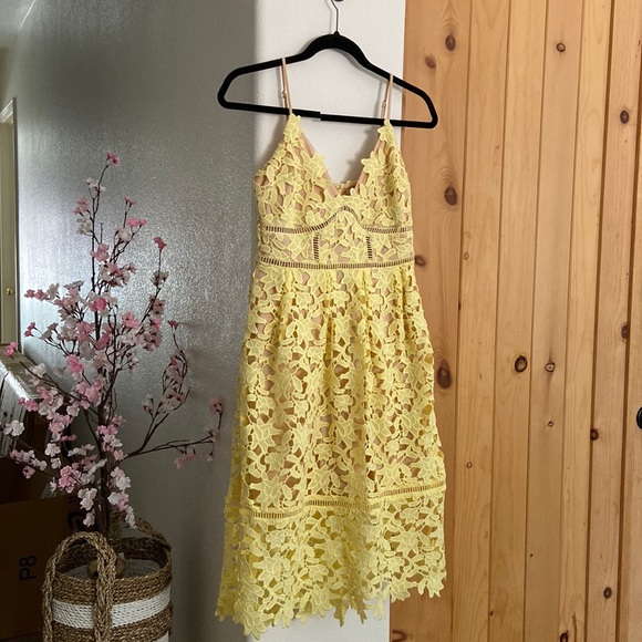 Guess Dresses & Skirts - Guess - Gorgeous summer floral dress!